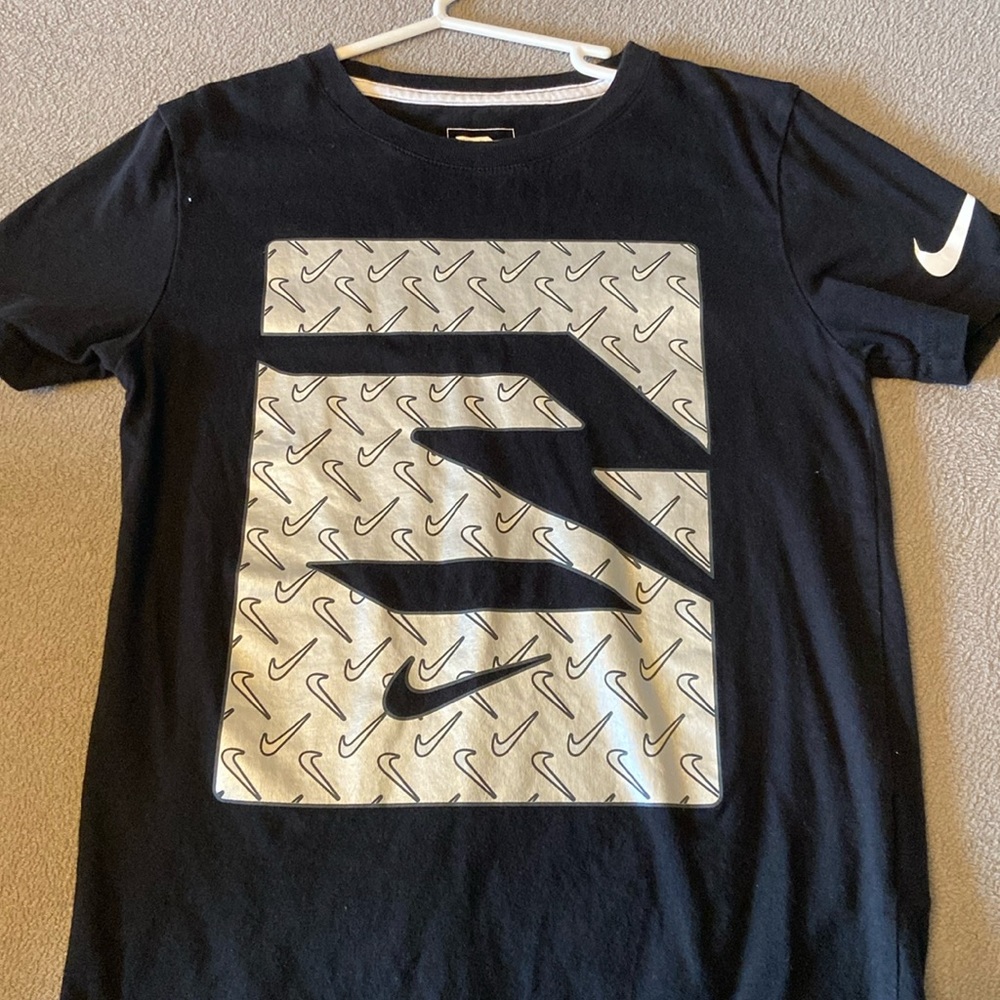 Nike R3 shirt